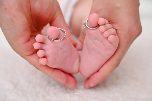 河池满月宝宝只放屁不排便